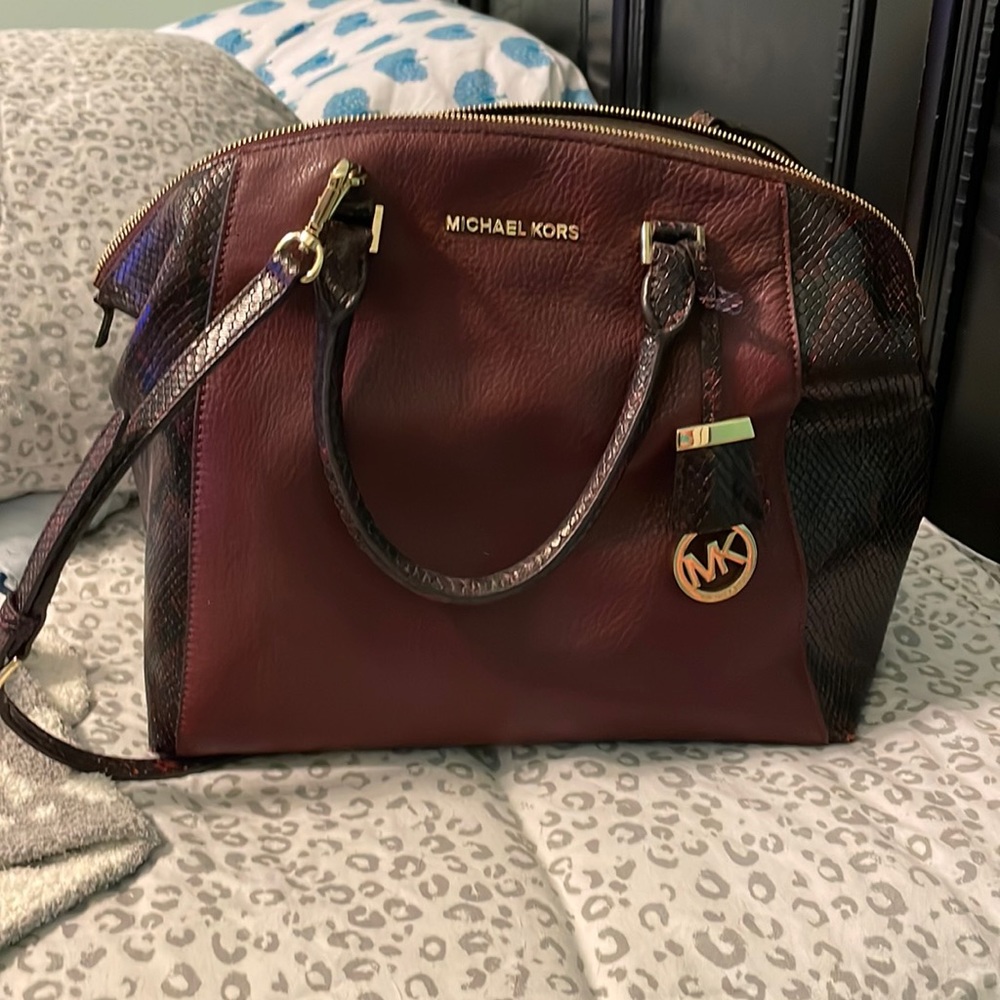 Michael kors burgundy snake print tote
